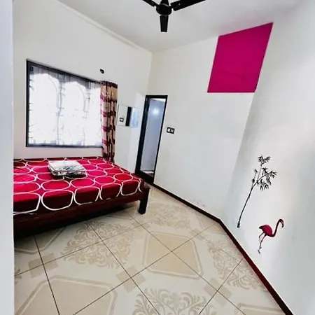 Lumina Home Stay Pondicherry Exterior photo